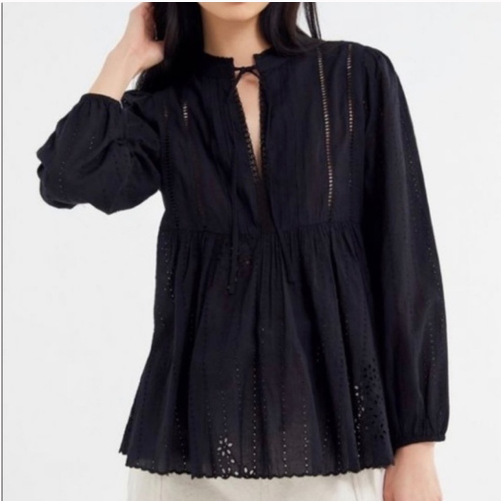 Urban Outfitters Eva Boho Eyelet LS Blouse Size Medium